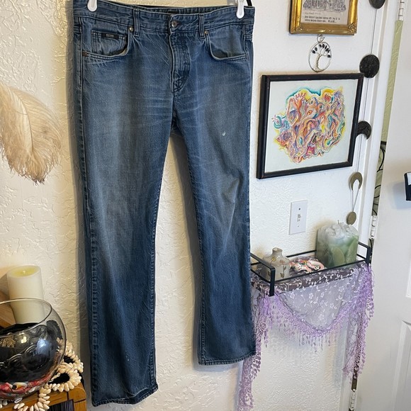 Boss Hugo Boss {36x32} 'Regular Fit' Blue Jeans - Picture 2 of 11